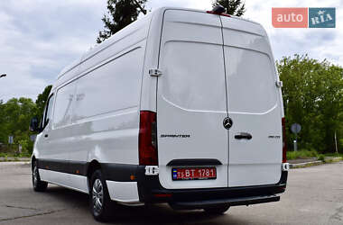 Грузовой фургон Mercedes-Benz Sprinter 2020 в 