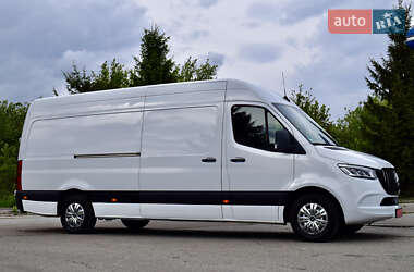 Грузовой фургон Mercedes-Benz Sprinter 2020 в 