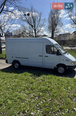 Вантажний фургон Mercedes-Benz Sprinter 2006 в Рівному
