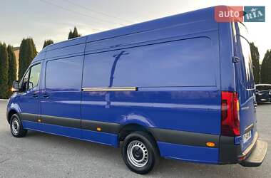 Вантажний фургон Mercedes-Benz Sprinter 2021 в 