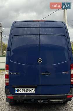Грузовой фургон Mercedes-Benz Sprinter 2011 в 