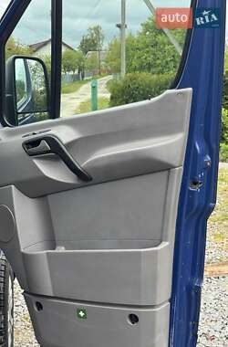 Грузовой фургон Mercedes-Benz Sprinter 2011 в 