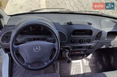 Грузовой фургон Mercedes-Benz Sprinter 2003 в 