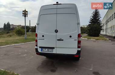 Вантажний фургон Mercedes-Benz Sprinter 2011 в 