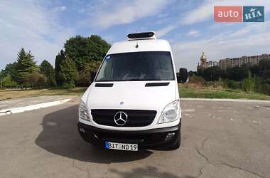 Вантажний фургон Mercedes-Benz Sprinter 2011 в 
