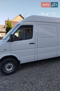 Вантажний фургон Mercedes-Benz Sprinter 2005 в 