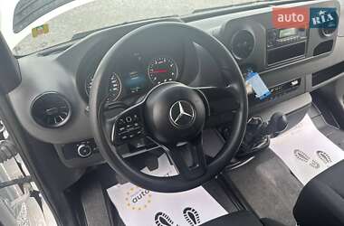 Вантажний фургон Mercedes-Benz Sprinter 2021 в 