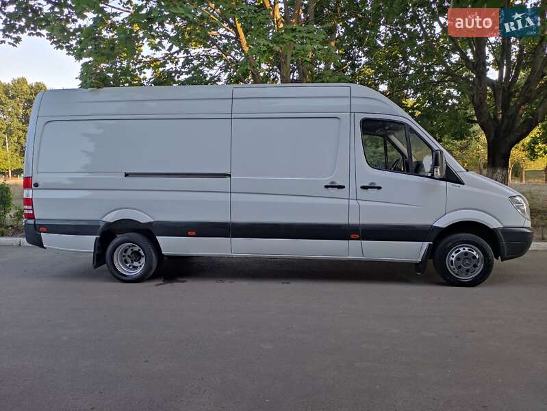 Грузовой фургон Mercedes-Benz Sprinter 2011 в Ровно