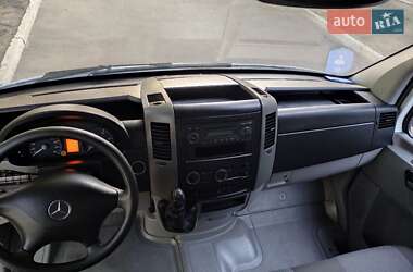 Вантажний фургон Mercedes-Benz Sprinter 2011 в 