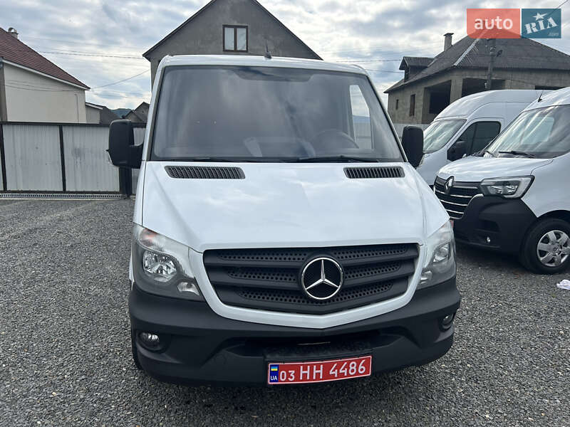Грузовой фургон Mercedes-Benz Sprinter 2017 в 
