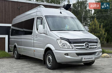 Туристический / Междугородний автобус Mercedes-Benz Sprinter 2012 в 