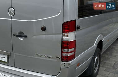 Туристический / Междугородний автобус Mercedes-Benz Sprinter 2012 в 