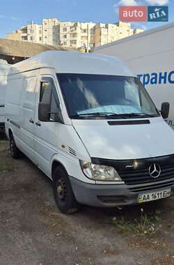 Вантажний фургон Mercedes-Benz Sprinter 2000 в Києві