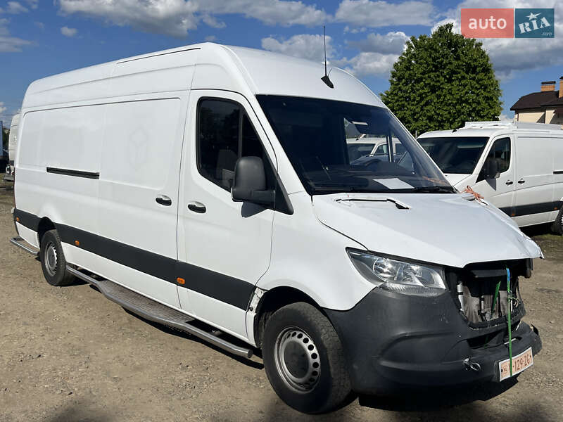 Грузовой фургон Mercedes-Benz Sprinter 2019 в 