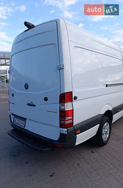 Грузовой фургон Mercedes-Benz Sprinter 2018 в 