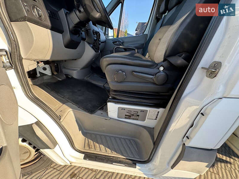 Борт Mercedes-Benz Sprinter 2011 в Стрые