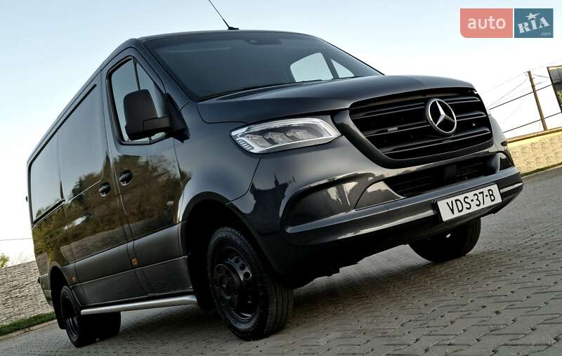 Грузовой фургон Mercedes-Benz Sprinter 2020 в Черновцах