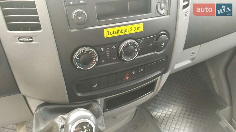 Вантажний фургон Mercedes-Benz Sprinter 2016 в Рівному