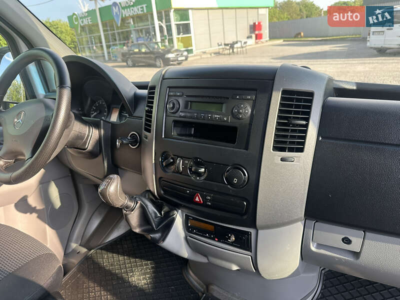 Грузовой фургон Mercedes-Benz Sprinter 2010 в Бердичеве фото 13 Грузовой фургон Mercedes-Benz Sprinter 2010 в Бердичеве