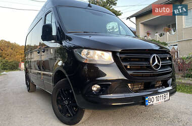 Грузовой фургон Mercedes-Benz Sprinter 2022 в 