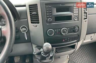 Грузовой фургон Mercedes-Benz Sprinter 2017 в 