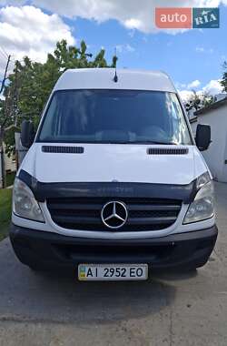 Грузовой фургон Mercedes-Benz Sprinter 2011 в 