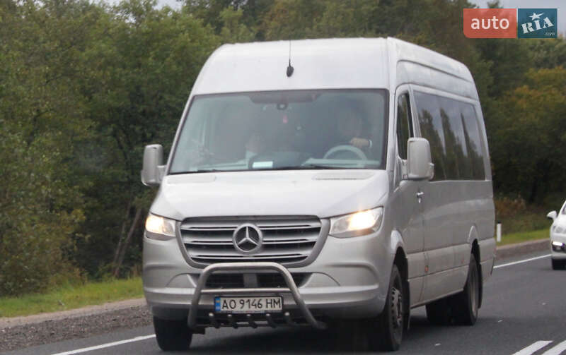 Мікроавтобус Mercedes-Benz Sprinter 2013 в Чернівцях