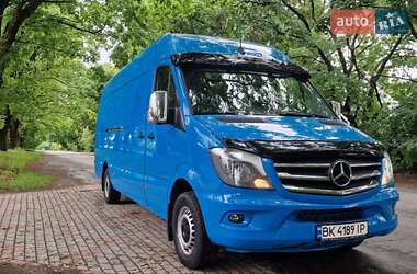 Грузовой фургон Mercedes-Benz Sprinter 2017 в Ровно