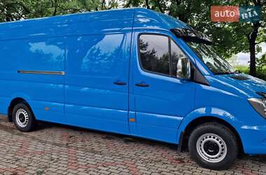 Грузовой фургон Mercedes-Benz Sprinter 2017 в 