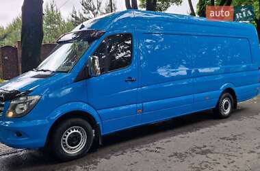 Грузовой фургон Mercedes-Benz Sprinter 2017 в 
