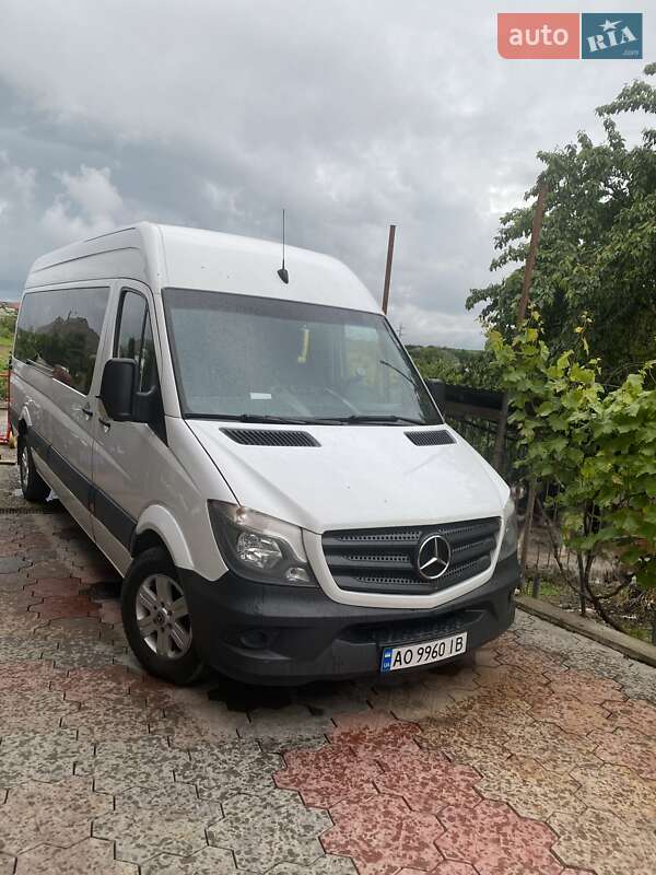 Грузовой фургон Mercedes-Benz Sprinter 2014 в 