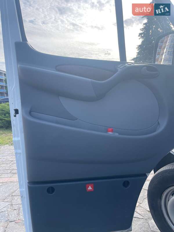 Микроавтобус Mercedes-Benz Sprinter 2004 в Кременчуге