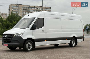 Грузопассажирский фургон Mercedes-Benz Sprinter 2021 в 
