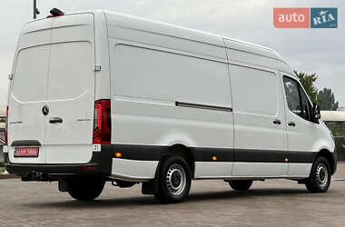 Грузопассажирский фургон Mercedes-Benz Sprinter 2021 в 