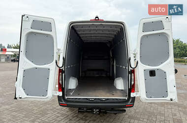 Грузопассажирский фургон Mercedes-Benz Sprinter 2021 в 