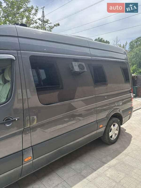 Вантажопасажирський фургон Mercedes-Benz Sprinter 2010 в Харкові