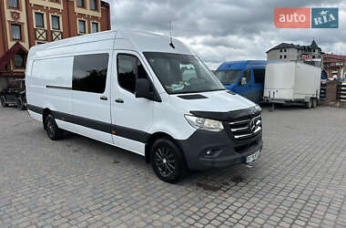 Грузопассажирский фургон Mercedes-Benz Sprinter 2019 в 
