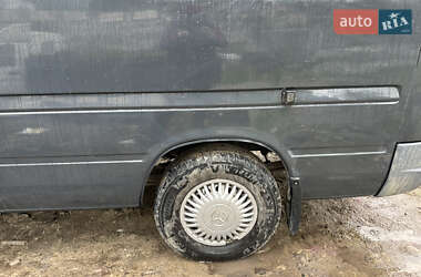 Мікроавтобус Mercedes-Benz Sprinter 2004 в 