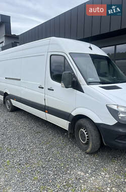Грузовой фургон Mercedes-Benz Sprinter 2016 в 