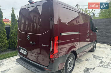 Грузовой фургон Mercedes-Benz Sprinter 2019 в 