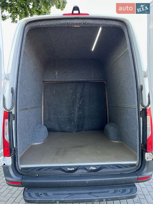 Вантажопасажирський фургон Mercedes-Benz Sprinter 2019 в Тернополі