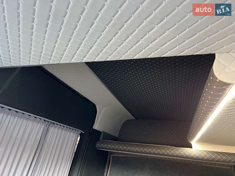 Вантажопасажирський фургон Mercedes-Benz Sprinter 2019 в Тернополі