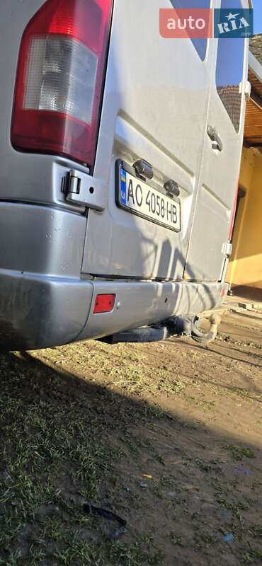 Микроавтобус Mercedes-Benz Sprinter 2002 в Берегово