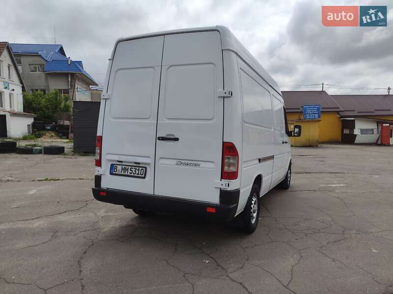 Грузовой фургон Mercedes-Benz Sprinter 2005 в Ровно