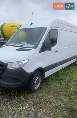 Другие грузовики Mercedes-Benz Sprinter 2019 в 