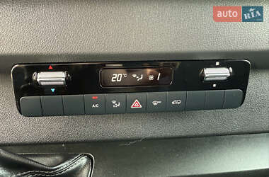 Вантажний фургон Mercedes-Benz Sprinter 2021 в 