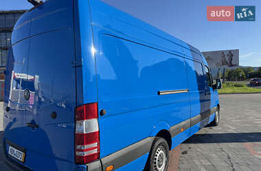 Грузовой фургон Mercedes-Benz Sprinter 2017 в 