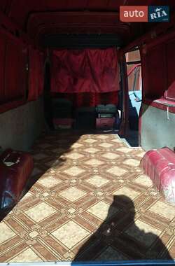 Грузовой фургон Mercedes-Benz Sprinter 1998 в 