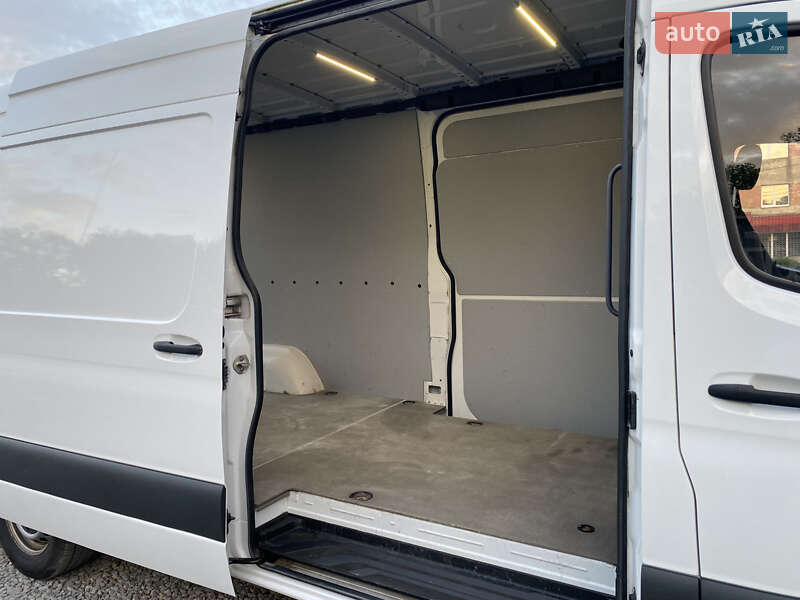 Грузовой фургон Mercedes-Benz Sprinter 2020 в Бережанах