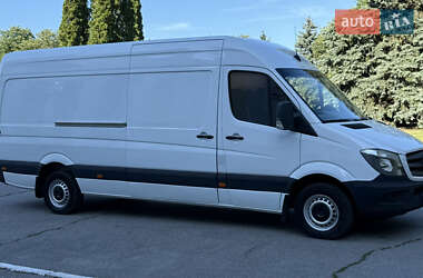 Вантажний фургон Mercedes-Benz Sprinter 2015 в 